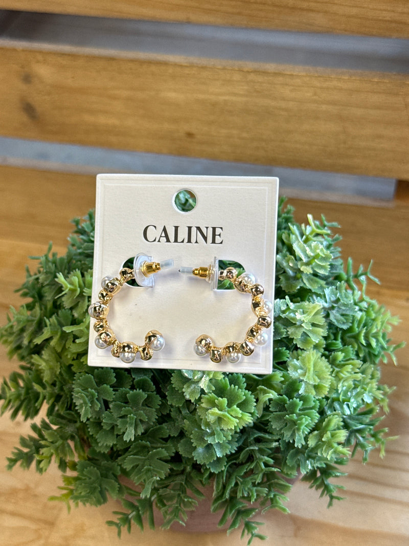 Gold & Pearl 1.5” Earring