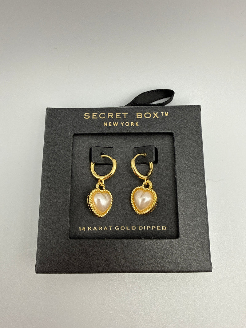 Pearl Heart Dangle Earrings