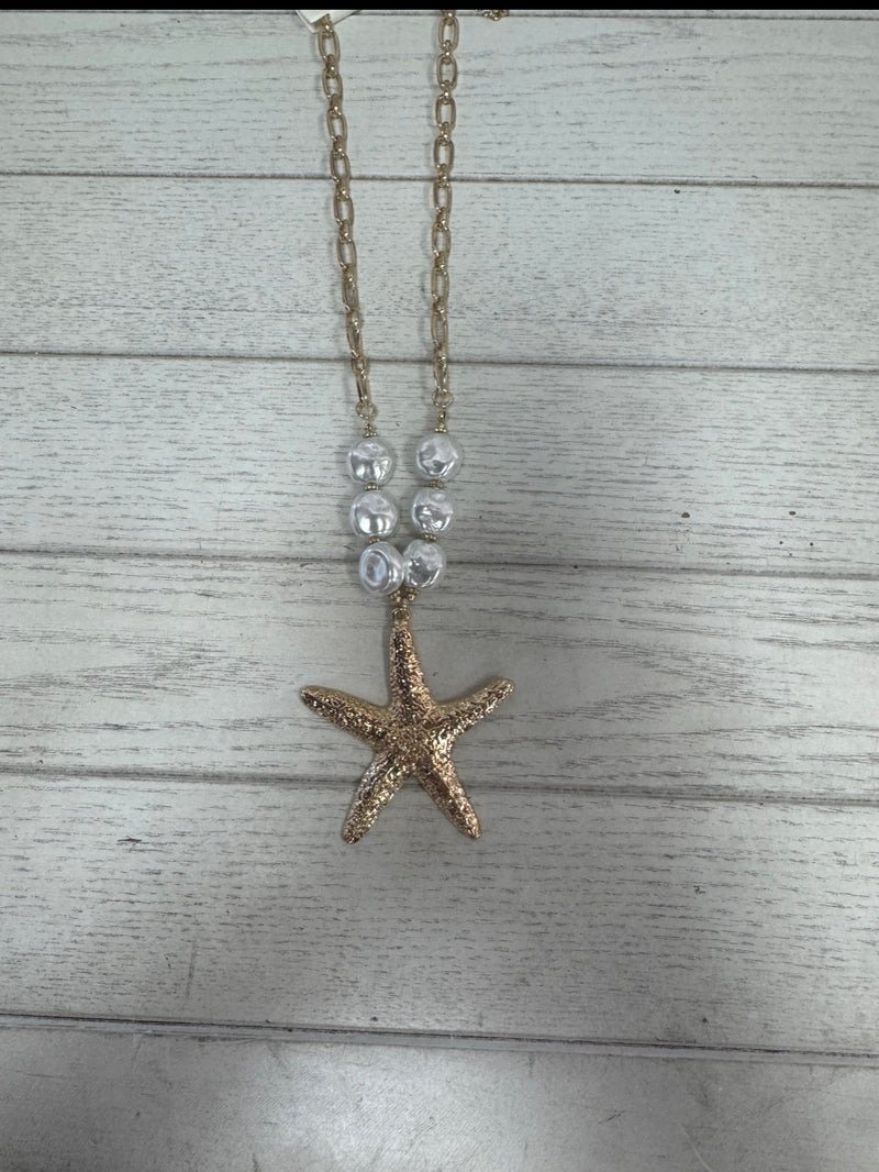 Pearl & Starfish Gold Necklace